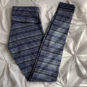 Lululemon Blue Patterned Leggings Sz 6